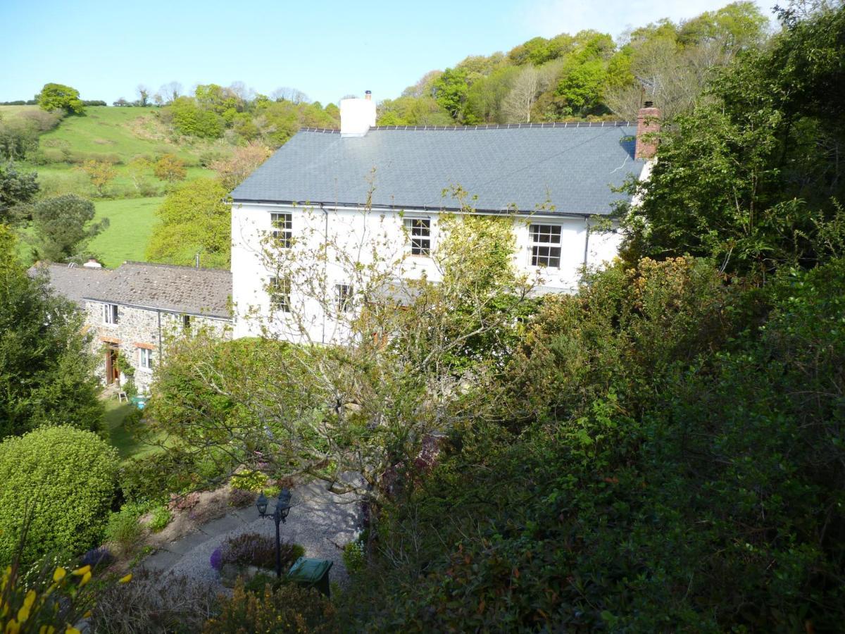 Higher Coombe Bed & Breakfast Bovey Tracey Exterior photo