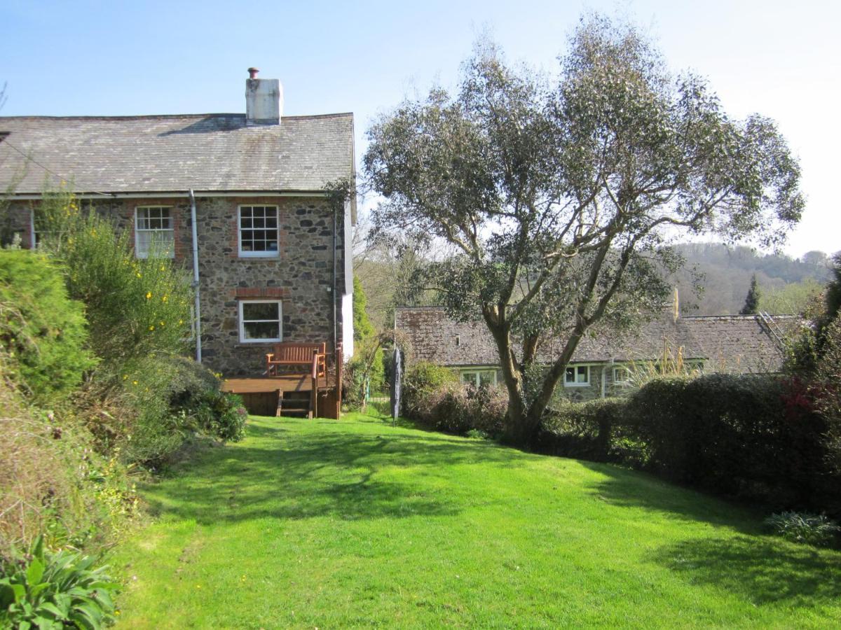 Higher Coombe Bed & Breakfast Bovey Tracey Exterior photo